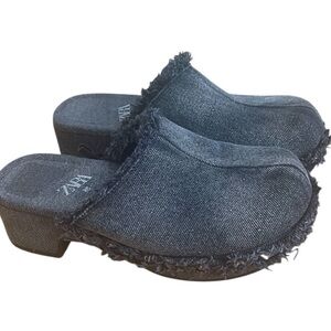 Zara Denim Black Women's Clogs With Studs